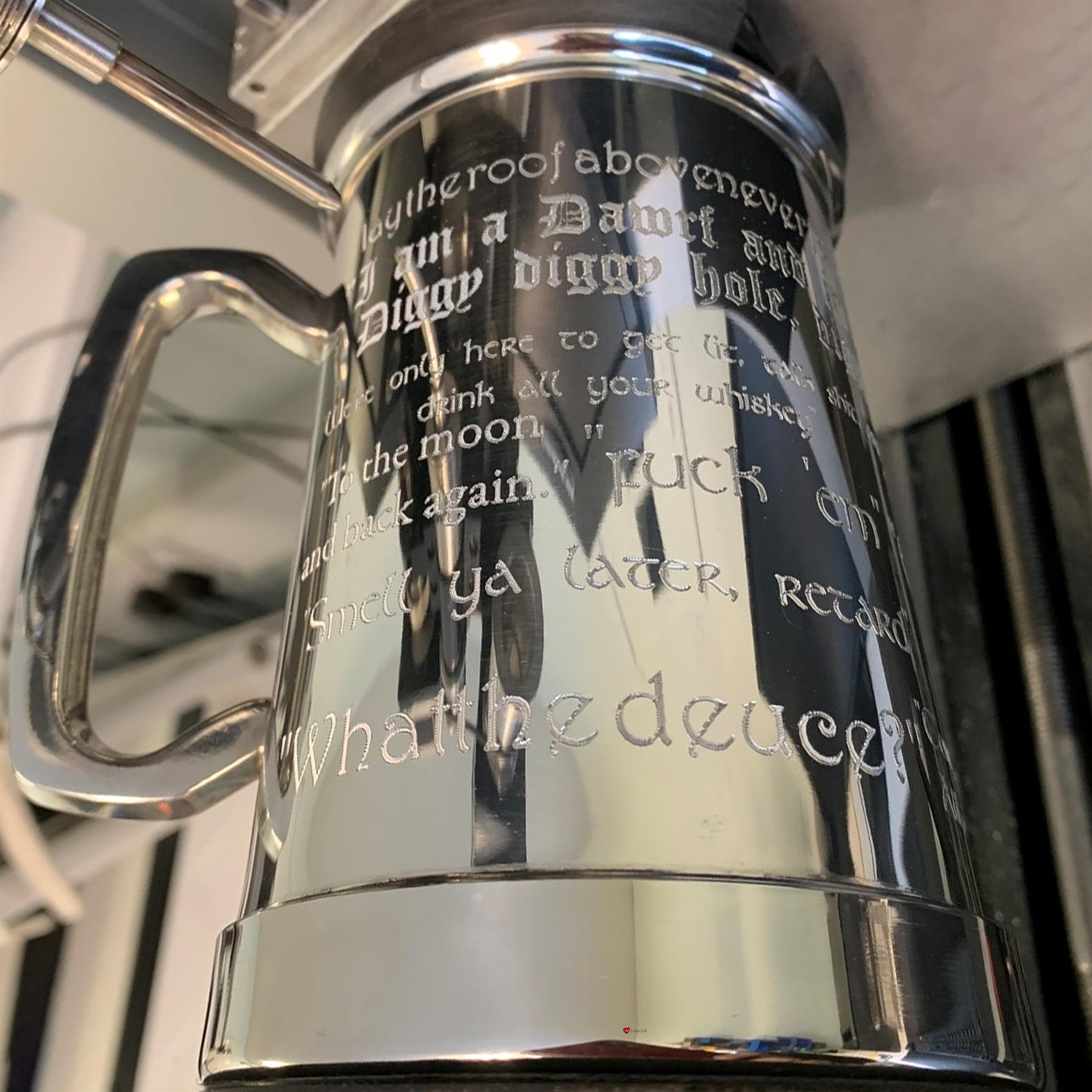 Pewter King's Shilling Tankard 1 Pint Plain with Feature Touchmark