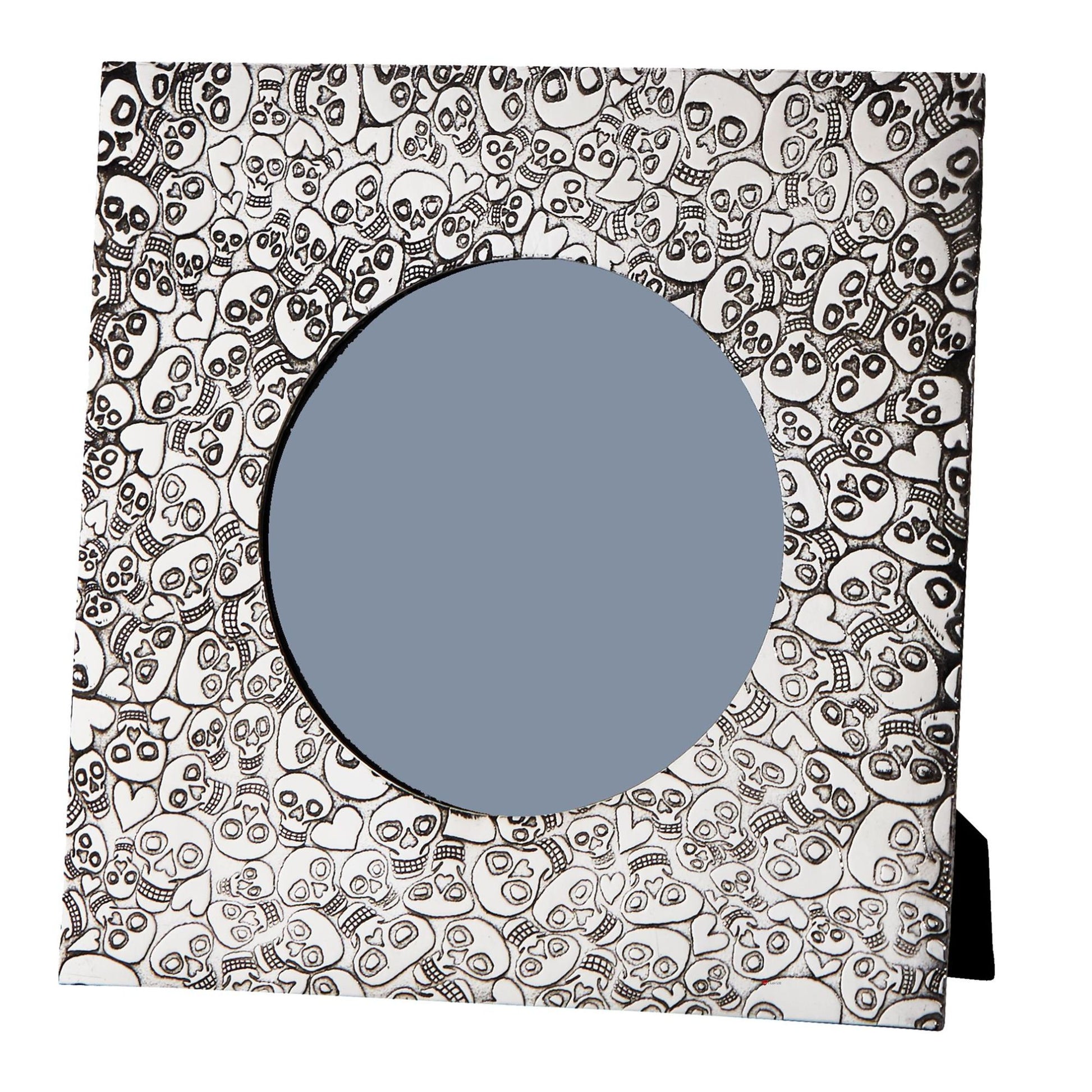 Patterned product with a central circular cutout on a white background