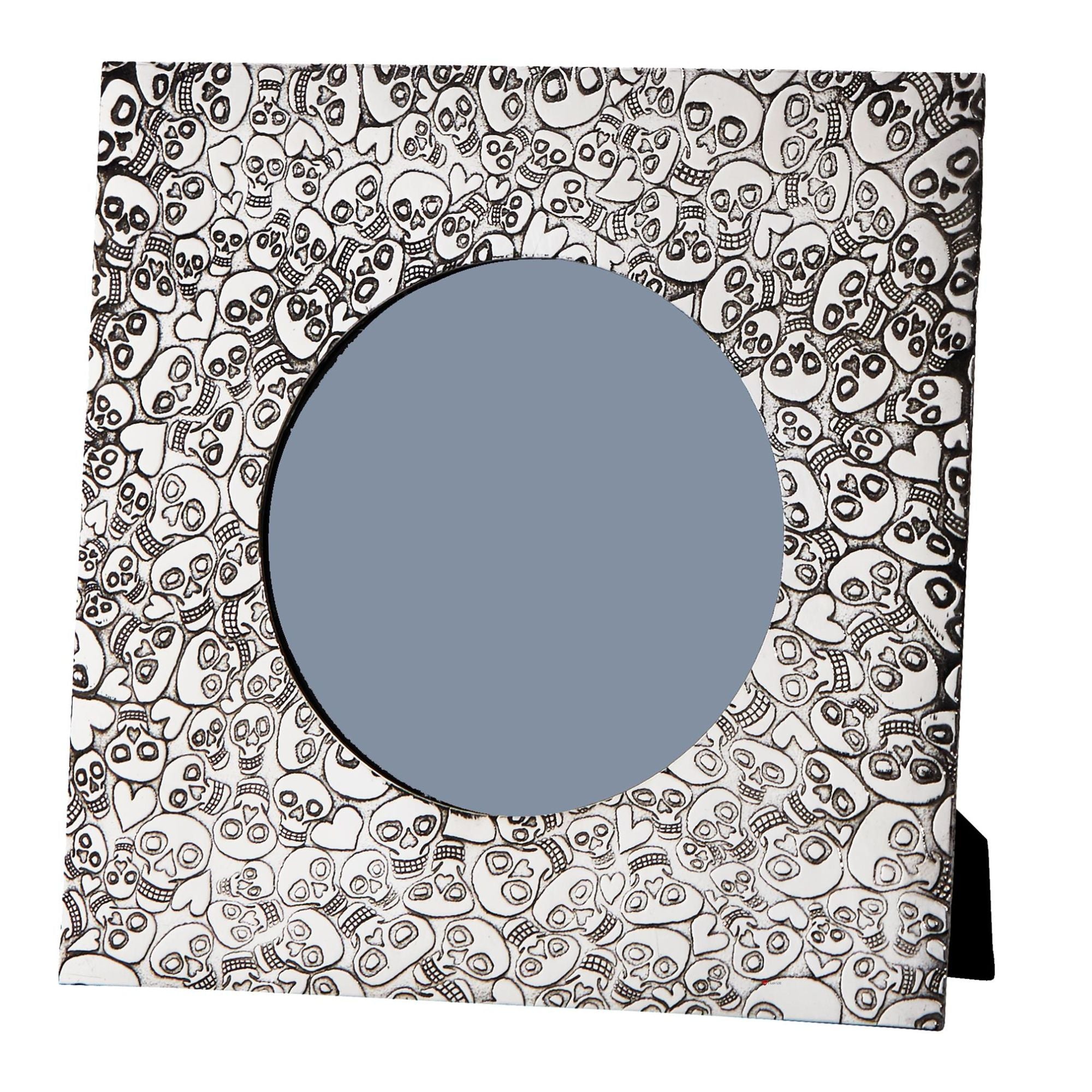 Patterned product with a central circular cutout on a white background