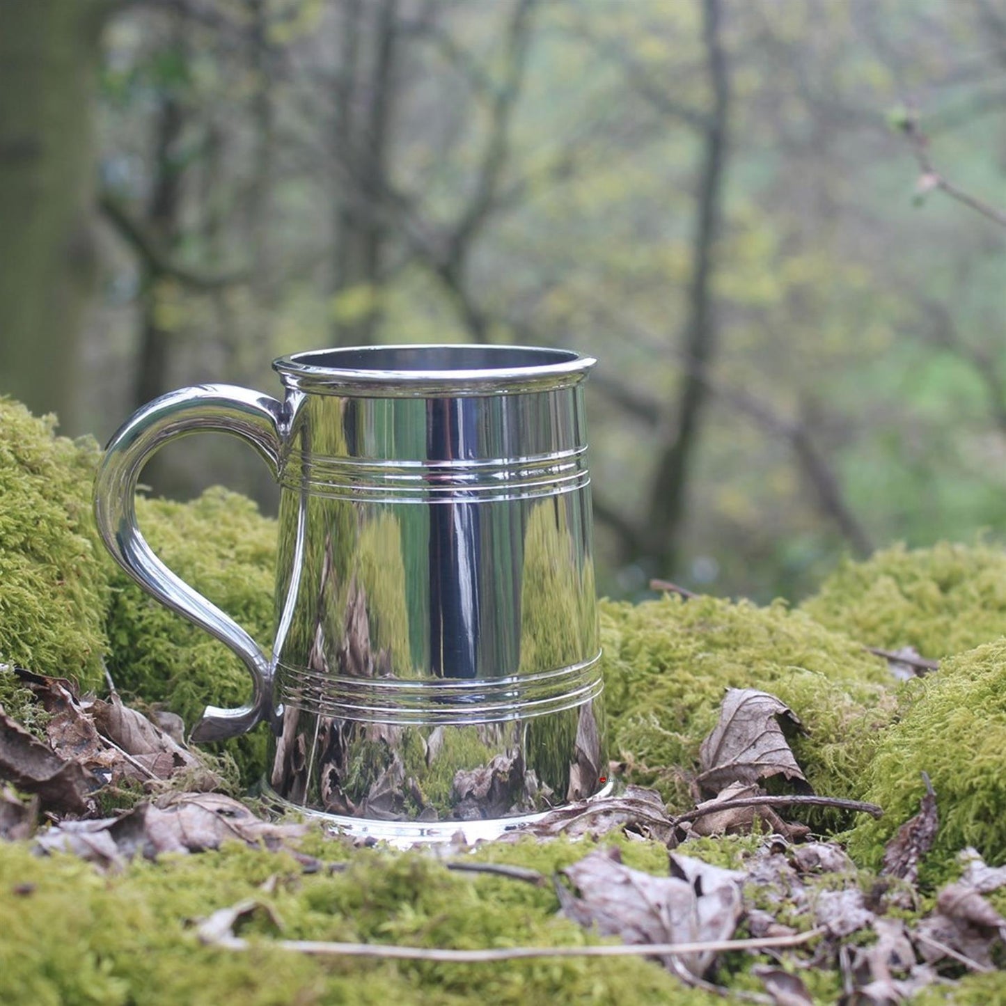 Pewter Tankard 1 Pint Heeley Style Lines and Swan Handle Perfect for Engraving