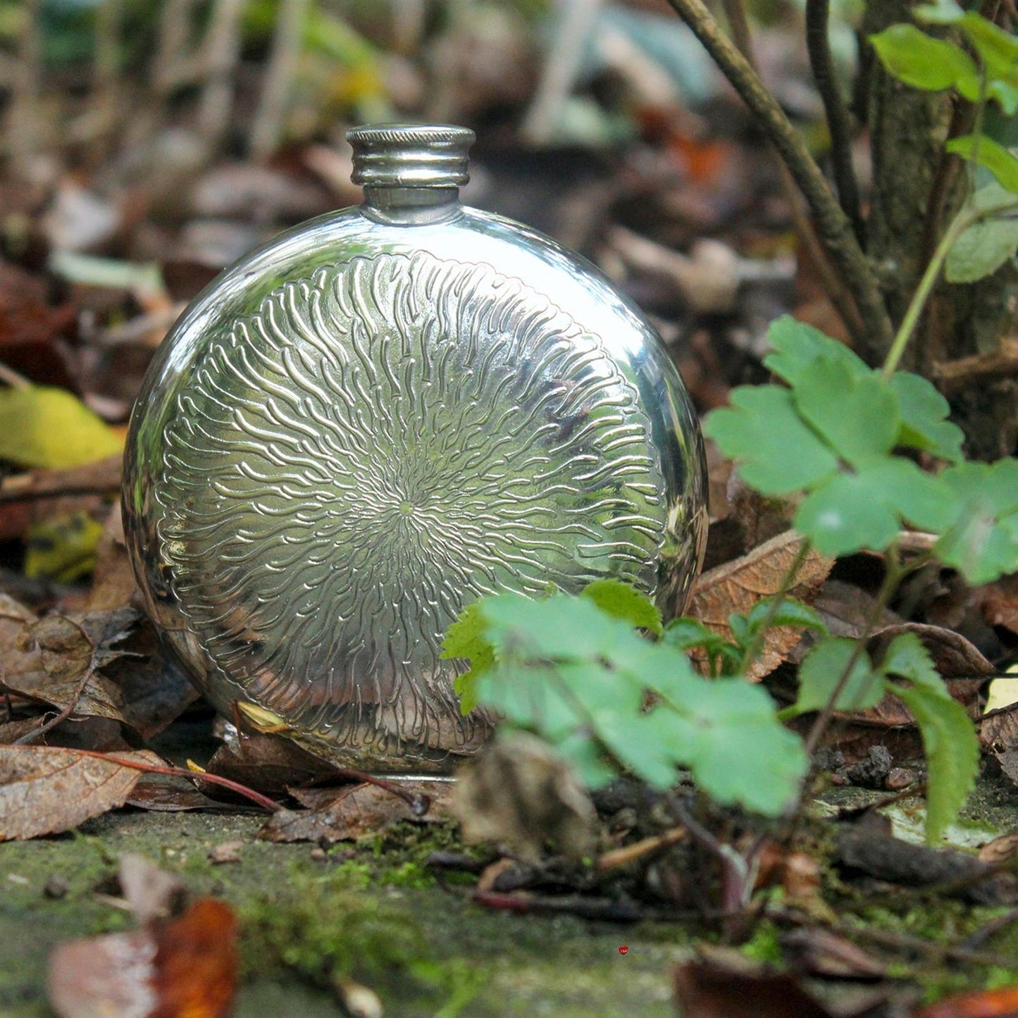 Round Pewter 6oz Flask with Embossed with Sunfish Design Perfect for Engraving