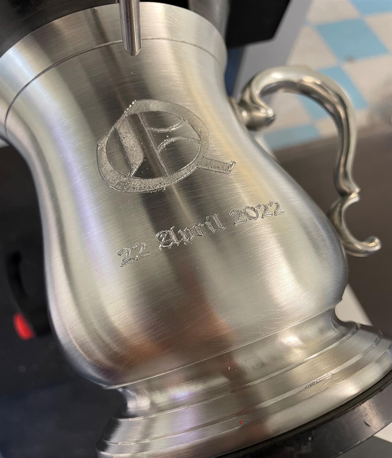 Extra Heavy Hand Cast 1 Pint Pewter Abbey Bell Tankard Satin Finish